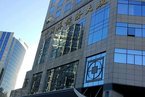 再保险与原保险的区别是什么?